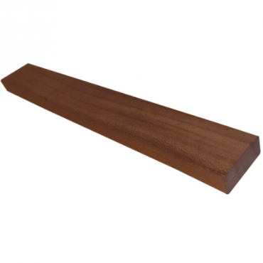 Ayous geschaafde/fijnbezaagde plank 18x42 mm lengte 245 cm, thermisch gemodificeerd. verpakt per 8 stuks (bestelartikel)